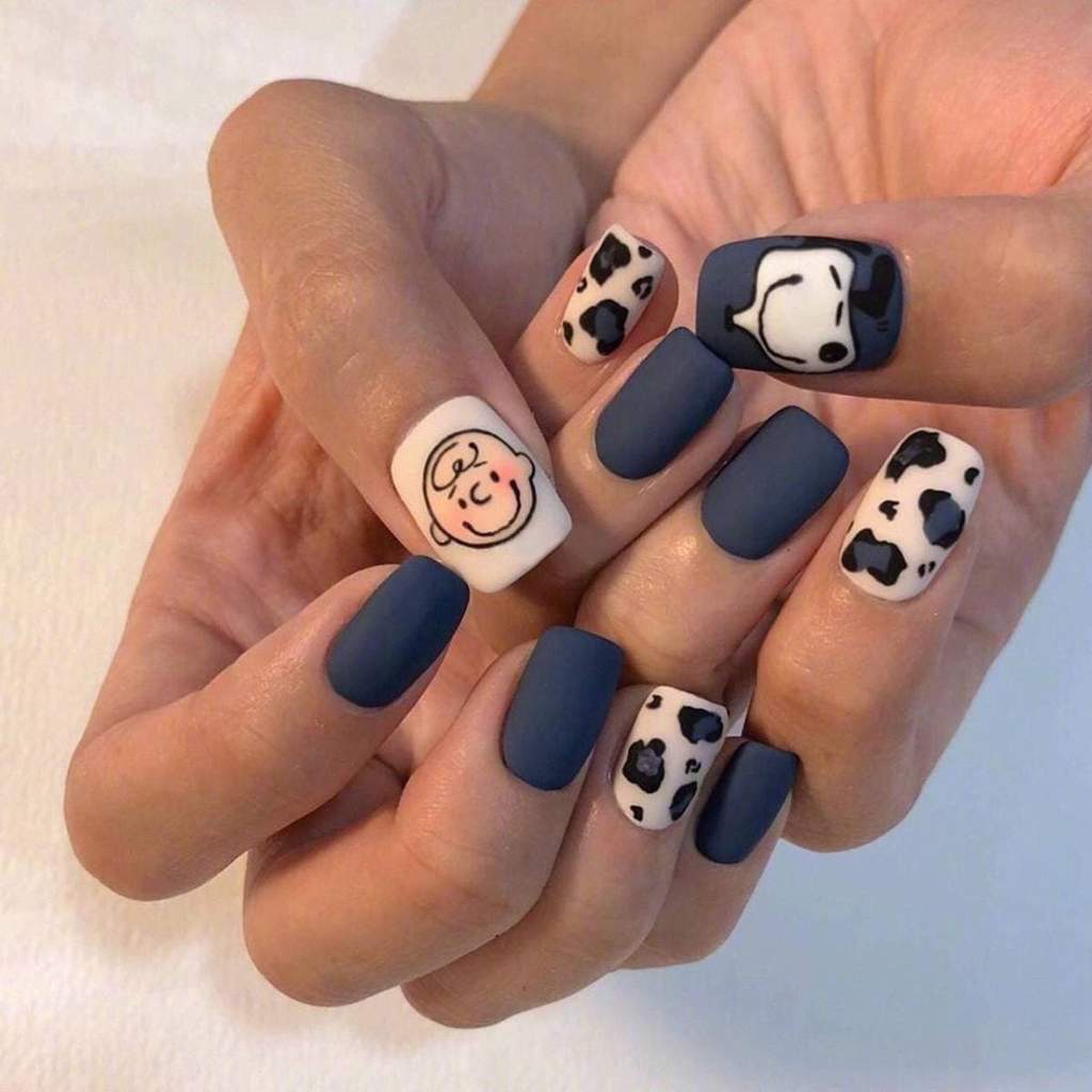 Hot sale Snoopy Nail Patches